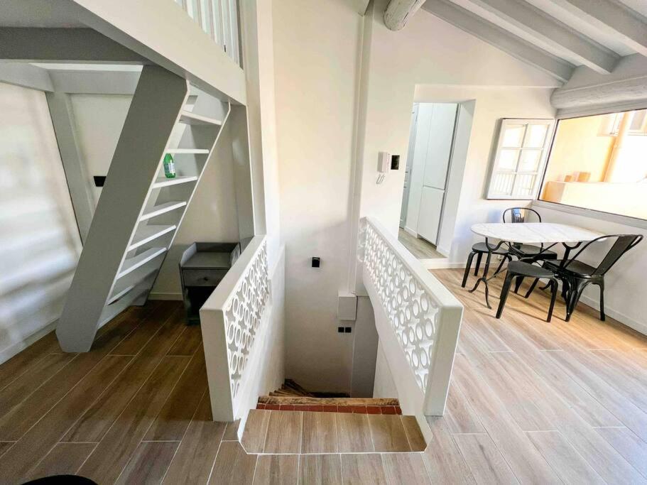 Beautiful Top Floor & Terrasse ニース エクステリア 写真